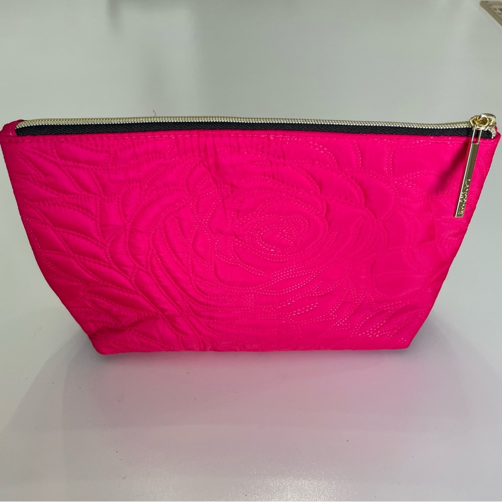 Lancôme Quilted Cosmetic Bag Bright Pink Zipper Travel Vacation Coquette